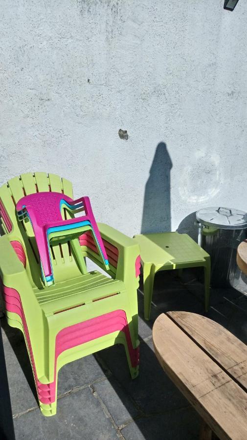 Villa Cocon Douillet Avec Chaleur Ambiante Du Poele A Pellets Hastiere-par-dela Exterior foto