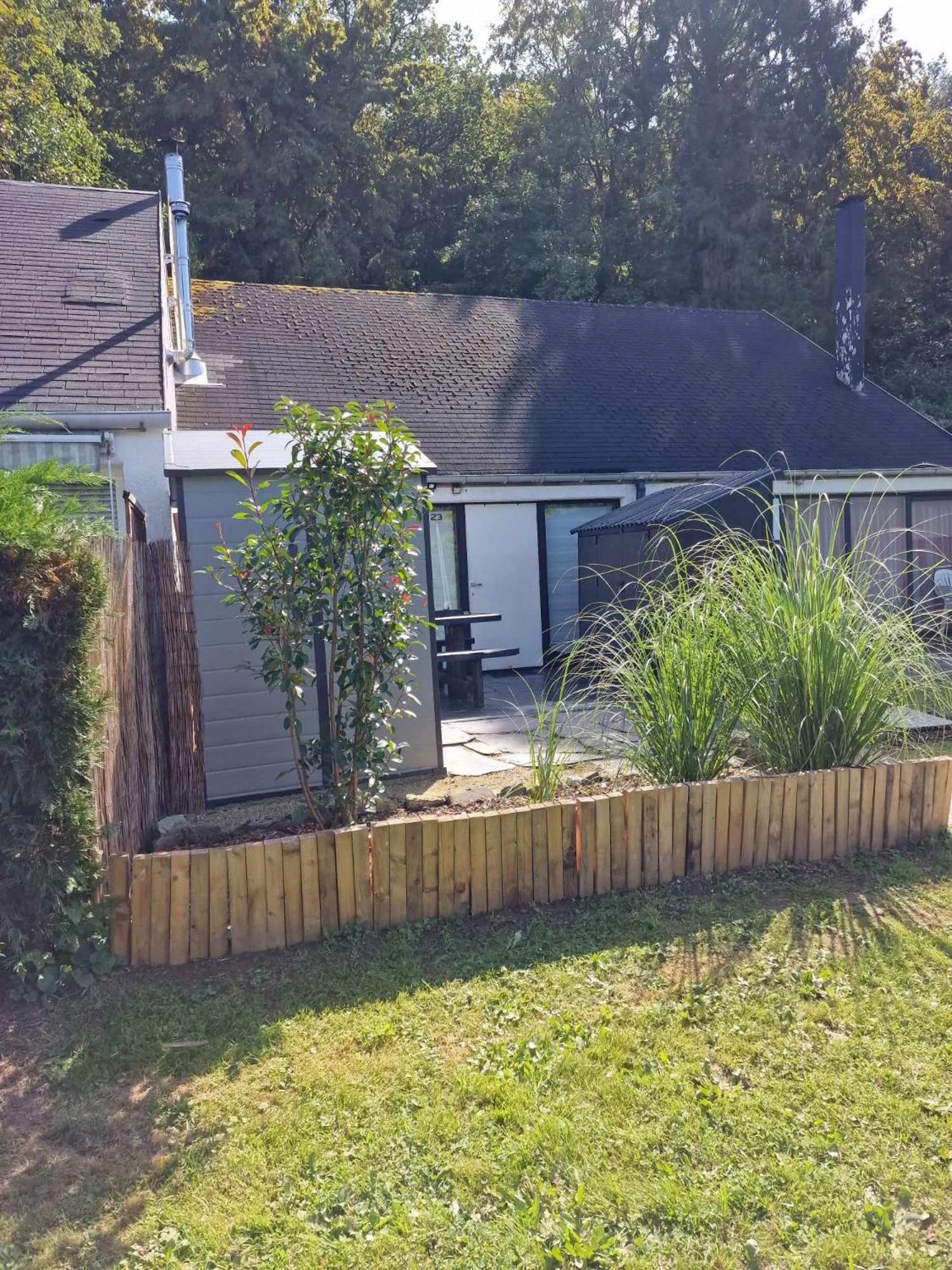 Villa Cocon Douillet Avec Chaleur Ambiante Du Poele A Pellets Hastiere-par-dela Exterior foto